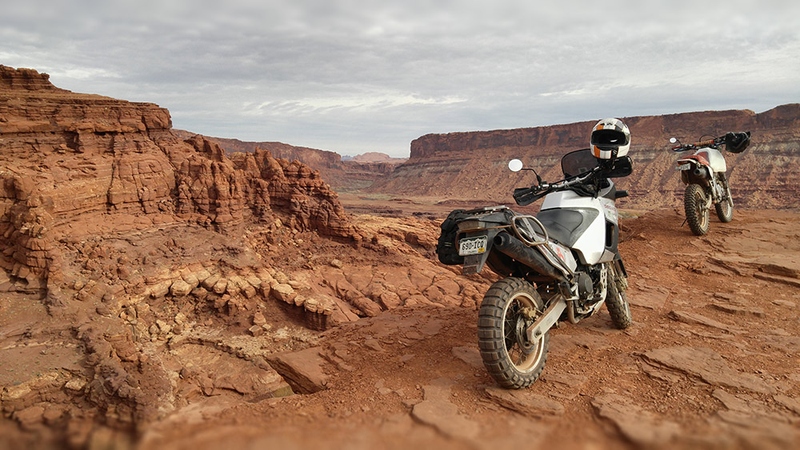 Illustration for article titled Desert Canyons and Motorbikes